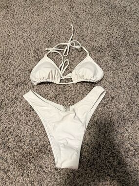 SHEIN White Triangle String Bikini Set